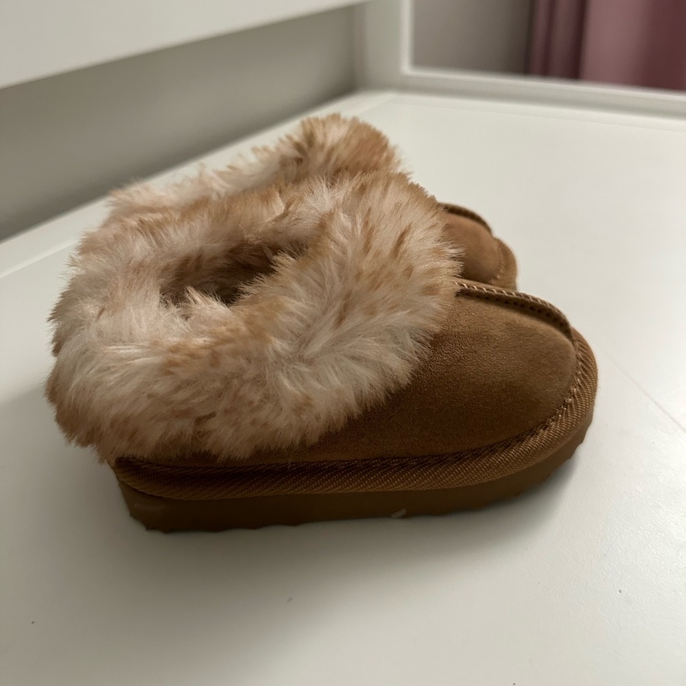 Toddler size 6 Brown Booties